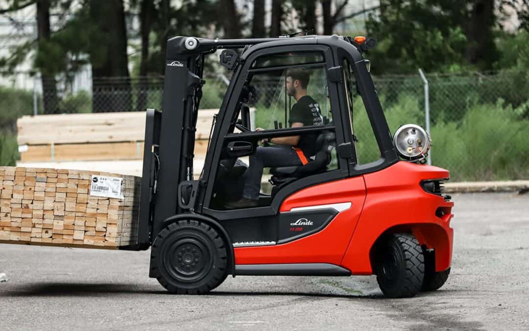 Forklift Capacity: How Much Weight Can a Forklift Lift?