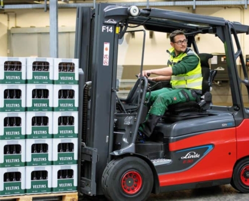 The Advantages of Electric Forklifts, HTX Material Handling, Houston