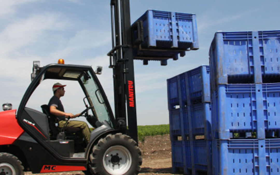 Industries That Benefit From Rough Terrain Forklifts